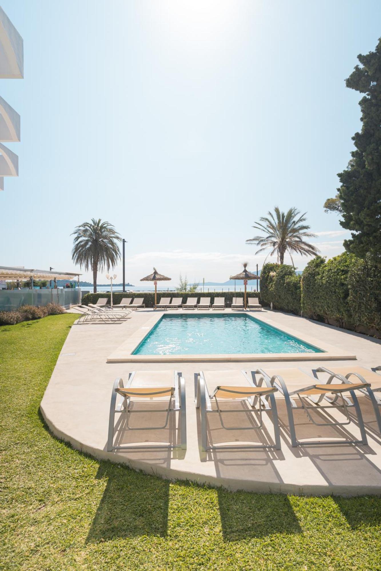 Apartamentos Bellamar Port de Pollença Esterno foto
